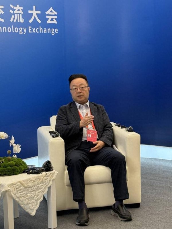 高杠杆炒股 中国工程院院士贺克斌：“一带一路”共享绿色转型机遇